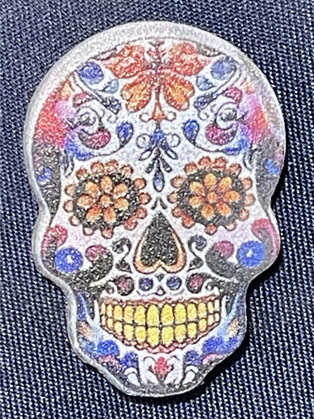 NWOT Multicolor Sugar Skull Brooch Lapel Pin Acrylic 2D Flat Skeletons & Skulls
